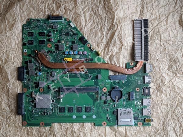 Материнська плата Asus R513CA